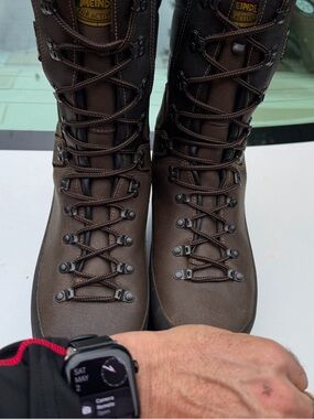 Meindl Brown Men's Waterproof Hiking Boots